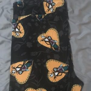 TC2 LulaRoe Disney Leggings